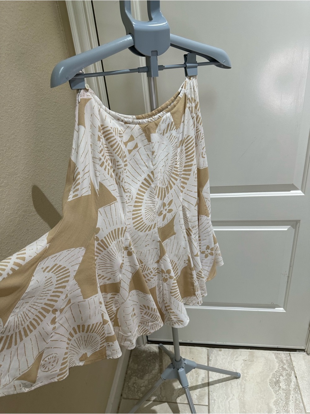 Kasper Beige and White Printed Circle Skirt